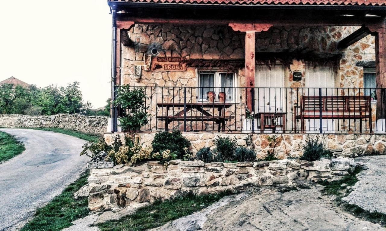 La Casita / Casa De Campo Santa Gadea  ภายนอก รูปภาพ