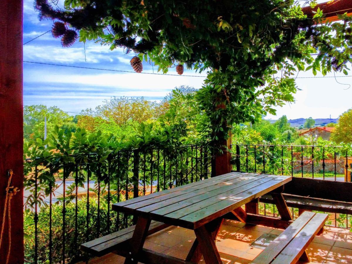 La Casita / Casa De Campo Santa Gadea  ภายนอก รูปภาพ
