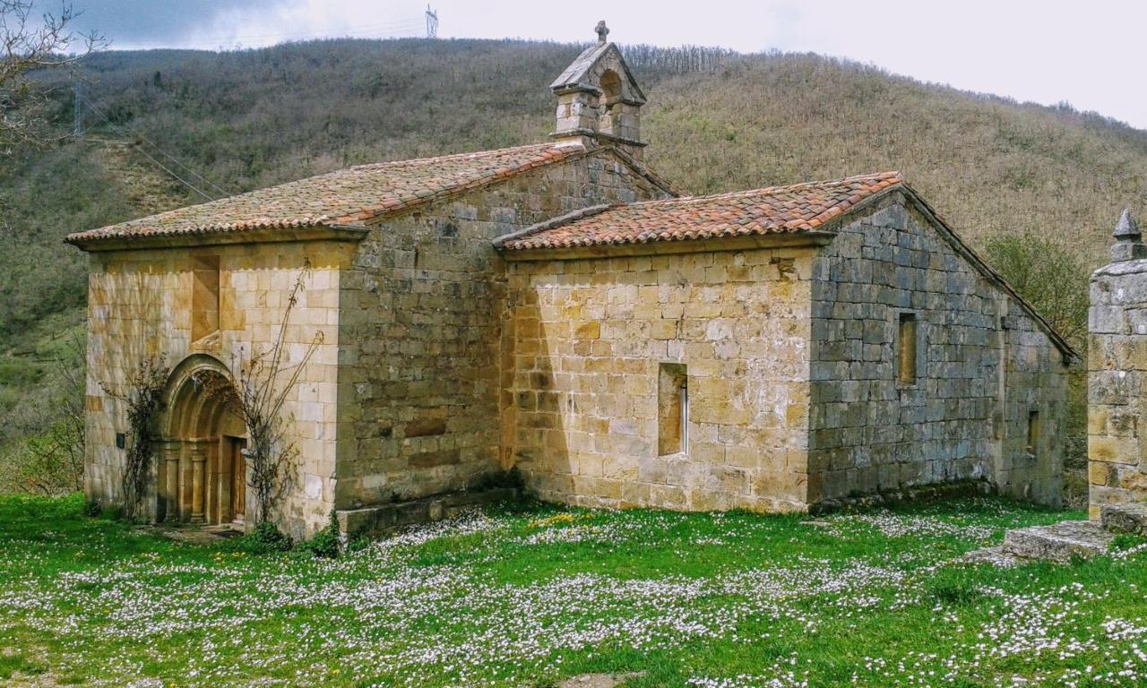 La Casita / Casa De Campo Santa Gadea  ภายนอก รูปภาพ